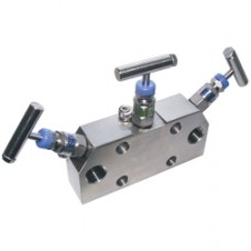 Alco Manifold and Gauge Valves 3 Valve Direct Mounted Instrument Manifold - Angled Heads